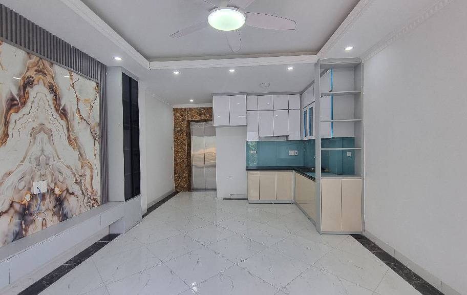 TÂY HỒ - NHÀ MỚI Ở LUÔN- THANG MÁY XIN- Ô TÔ ĐỖ CỬA-VIEW CIPUTRA – giá 13,8 tỷ